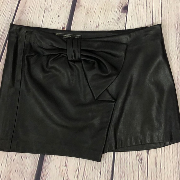 Zara Dresses & Skirts - Zara skirt